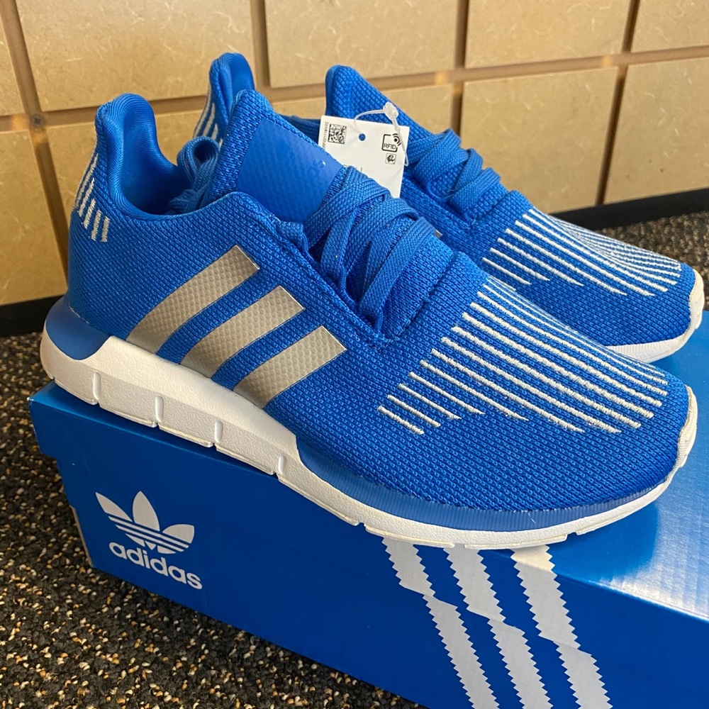 Adidas Swift Run J *read description*
